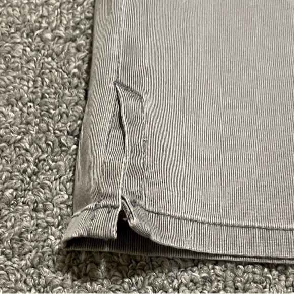 Chicos Pants Womens Size 1 Gray Straight Leg Crop Cotton Stretch Lightweight - Picture 4 of 10